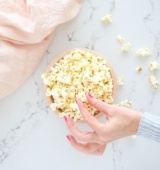 Best ever healthy popcorn, done on the stovetop, with a dash of seasoning, just 4 ingredients, 5 minutes, dairy free, vegan, gluten free, salt and vinegar flavour, butter-free.